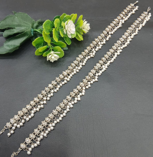 Elegant Pearl Pazaib
