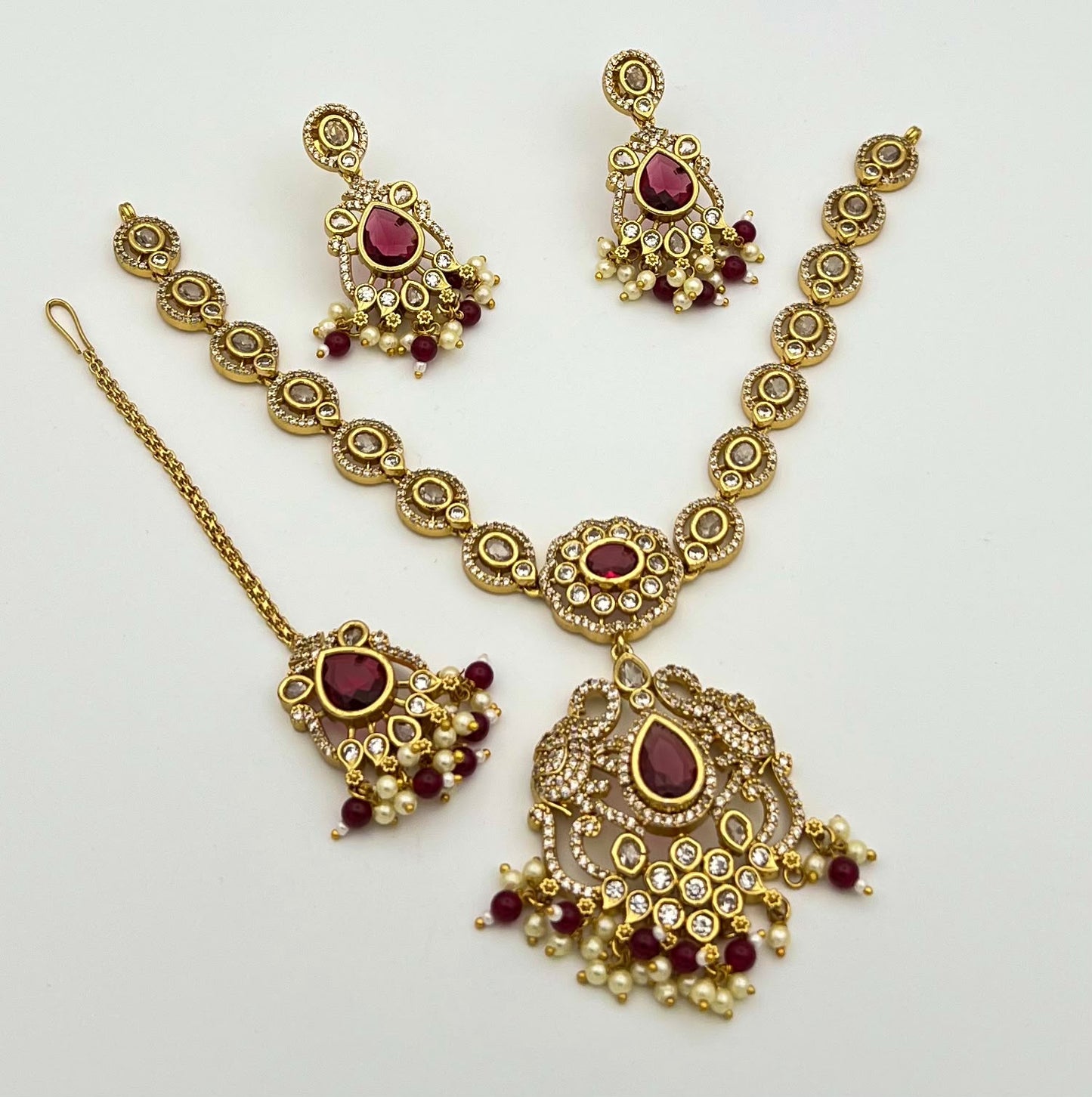 ✨ Elegant Artificial Pendant Jewellery Set ✨