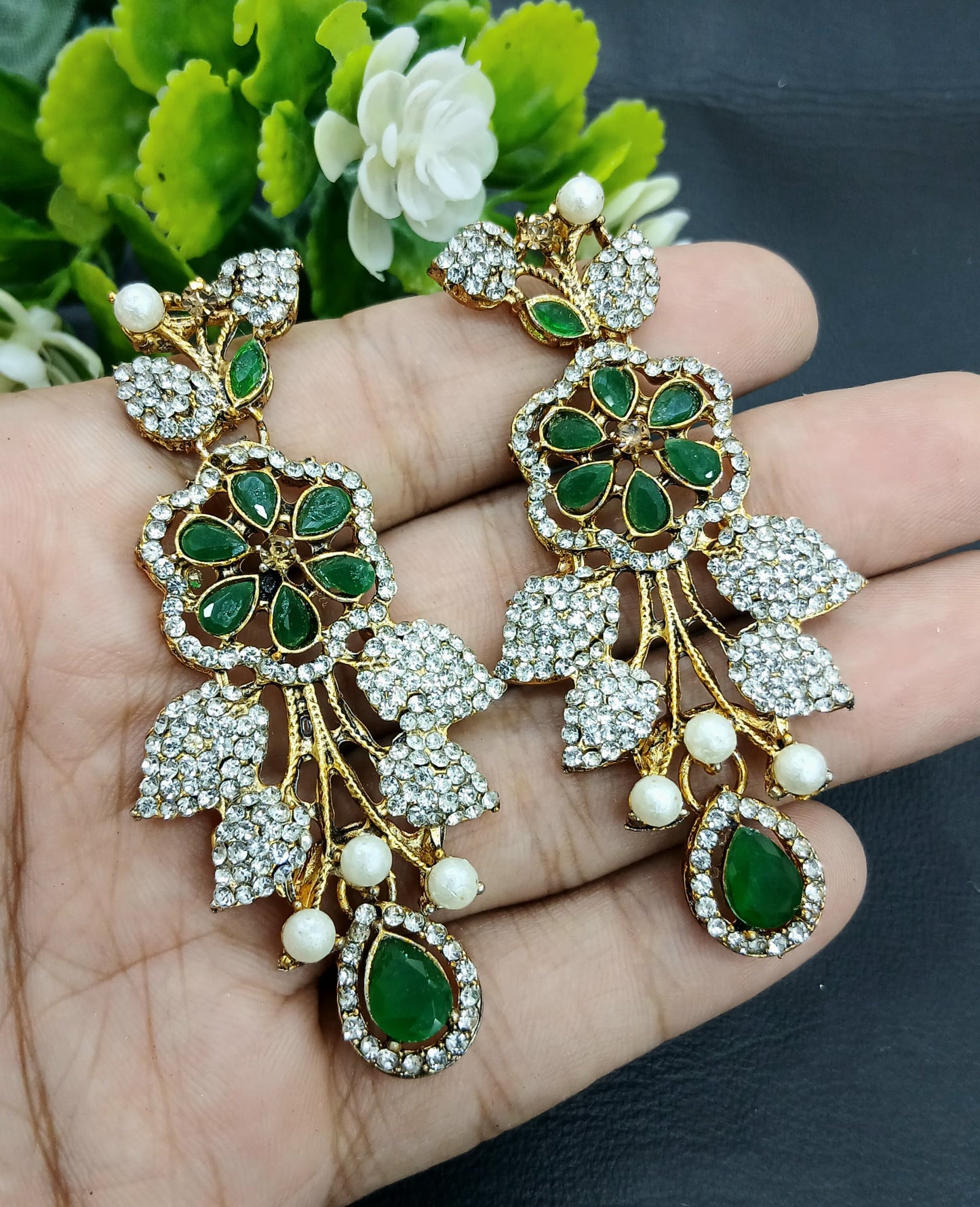 Manjoos Earrings – New Style